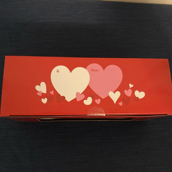 FLOMO Valentines Day Mug Set of Two White with Red Design - Picture 12 of 13